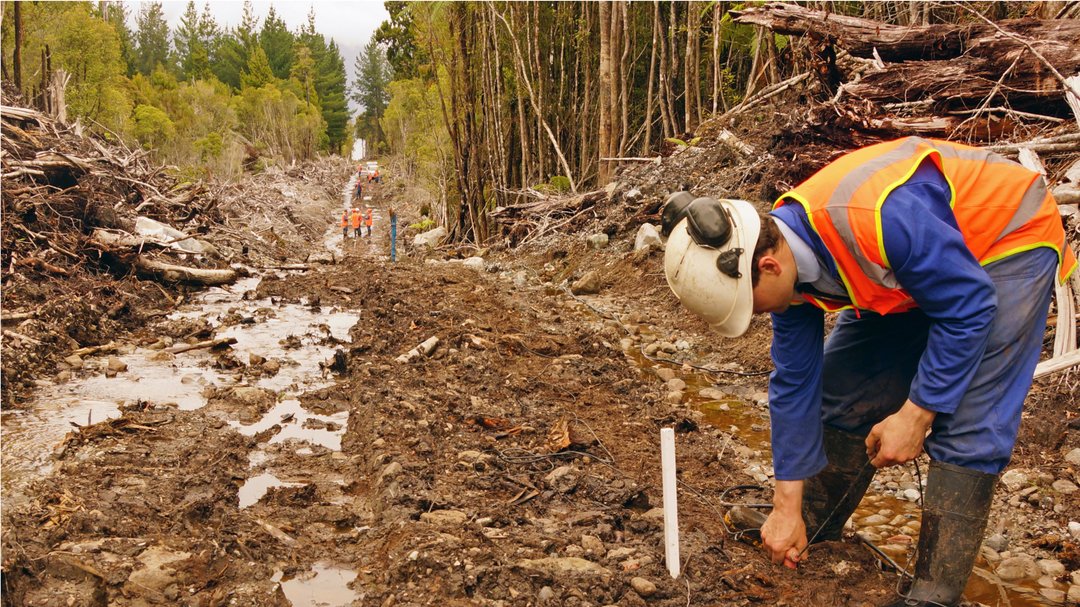 Field work beyond cell coverage: the essential safety guide for 2025 ...