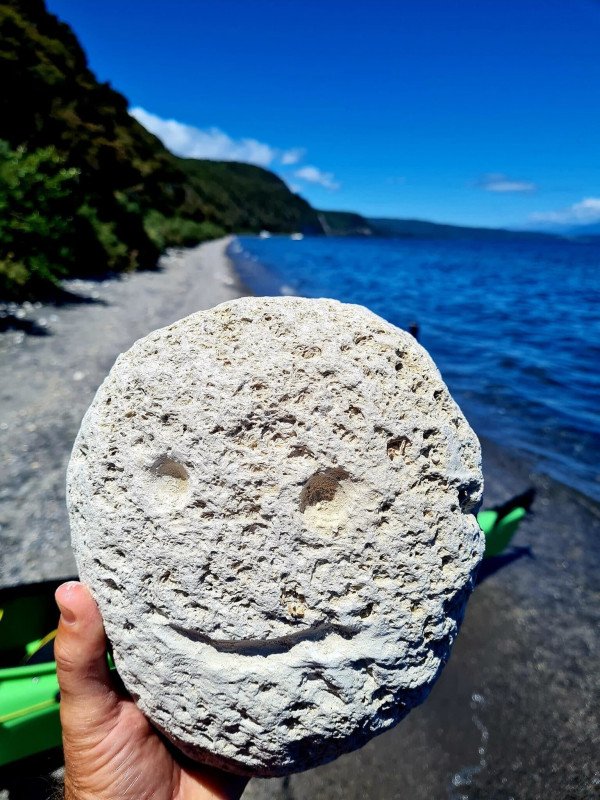 David's kayak on day three of his solo paddle around Lake Taupo